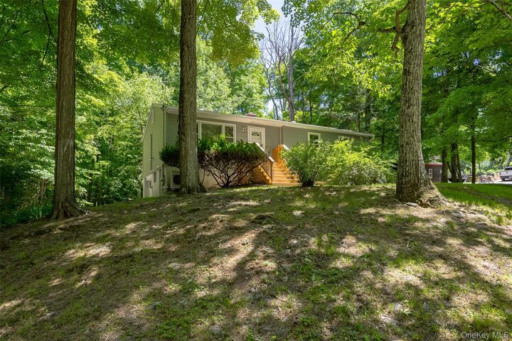 Property Photo: 662 Willow Brook Road NY 12514