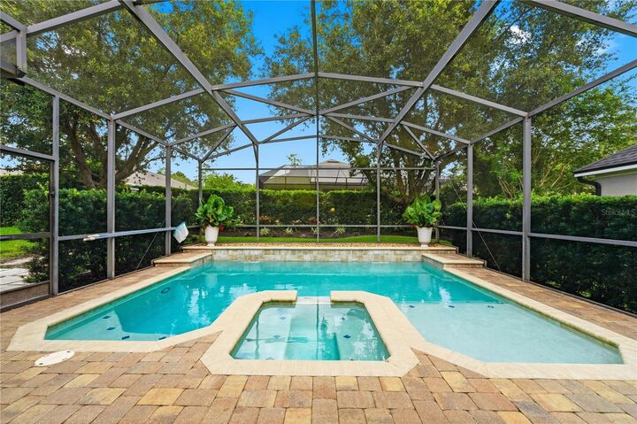 Property Photo:  109 Bedford Court  FL 32724 