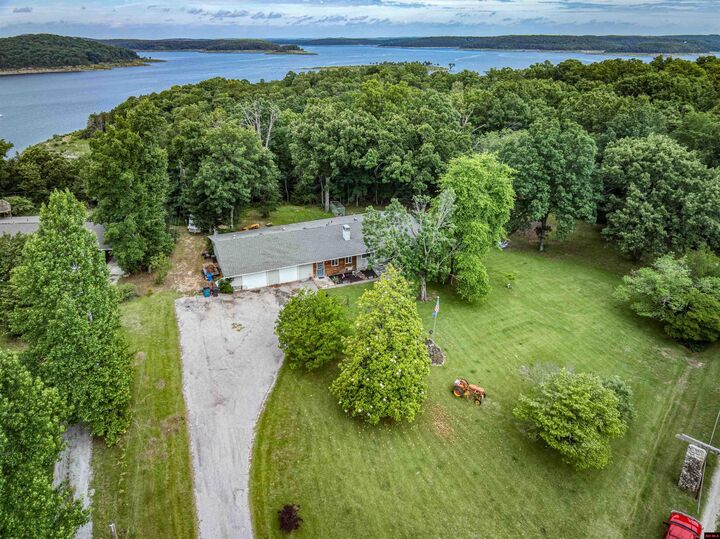 Property Photo: 210 Northwest Street AR 72619