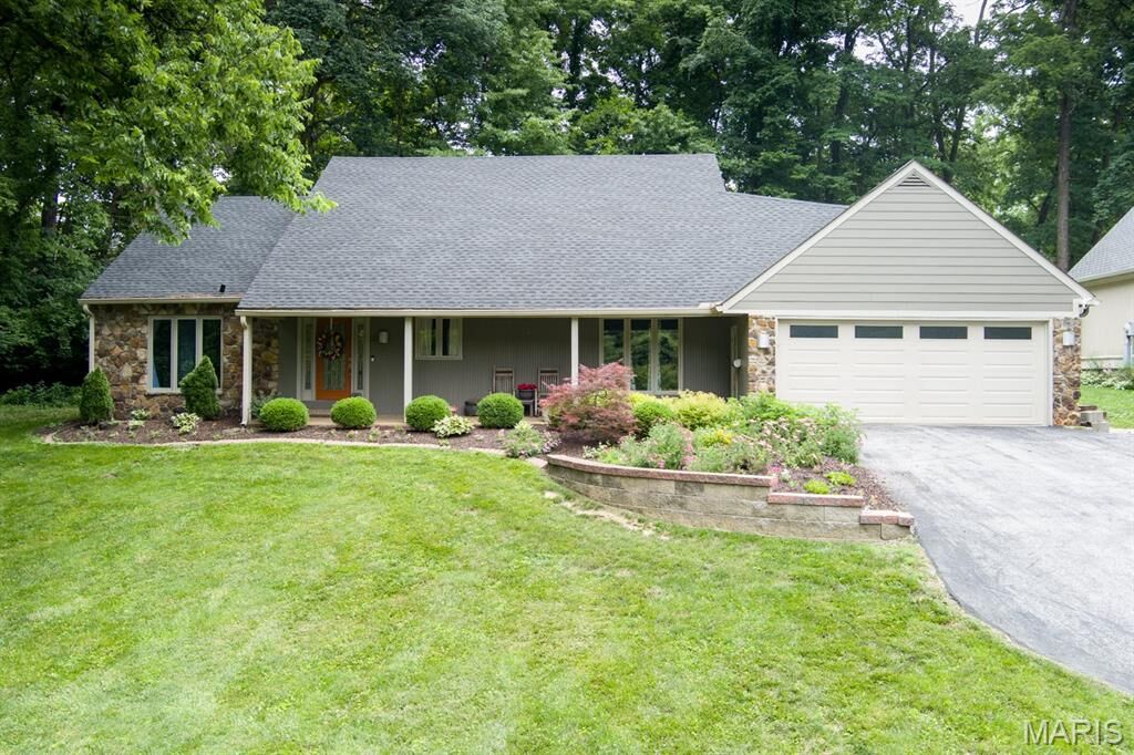 Property Photo: 18 Powder Creek Drive IL 62223