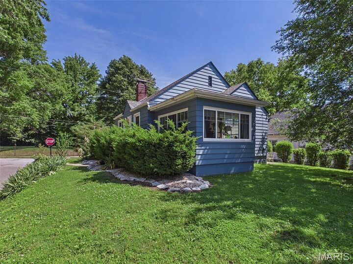Property Photo:  116 N Myrtle Street  IL 62025 