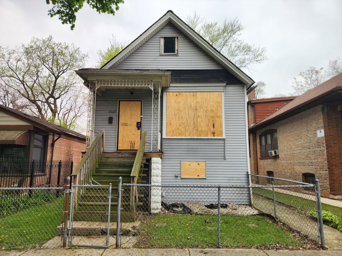 Property Photo:  5242 S Sangamon Street  IL 60609 