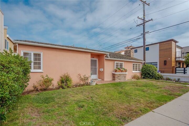 Property Photo: 114 5th CA 90740