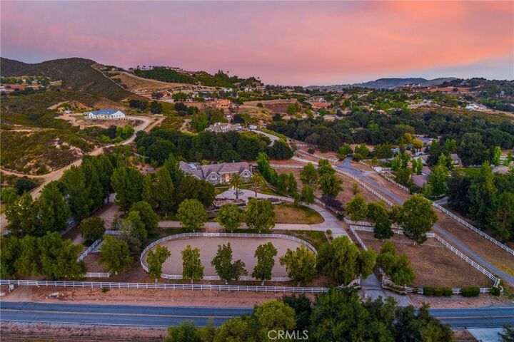 Property Photo:  37954 Calle De Lobo  CA 92562 