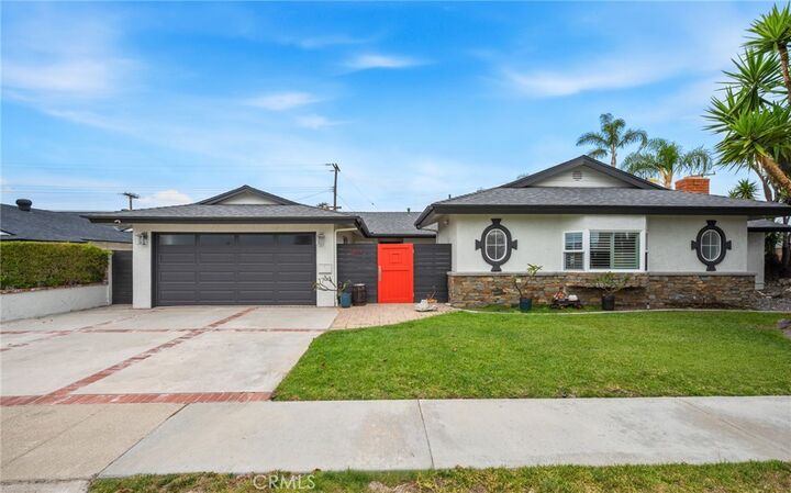 Property Photo:  5471 Meadowlark Drive  CA 92649 