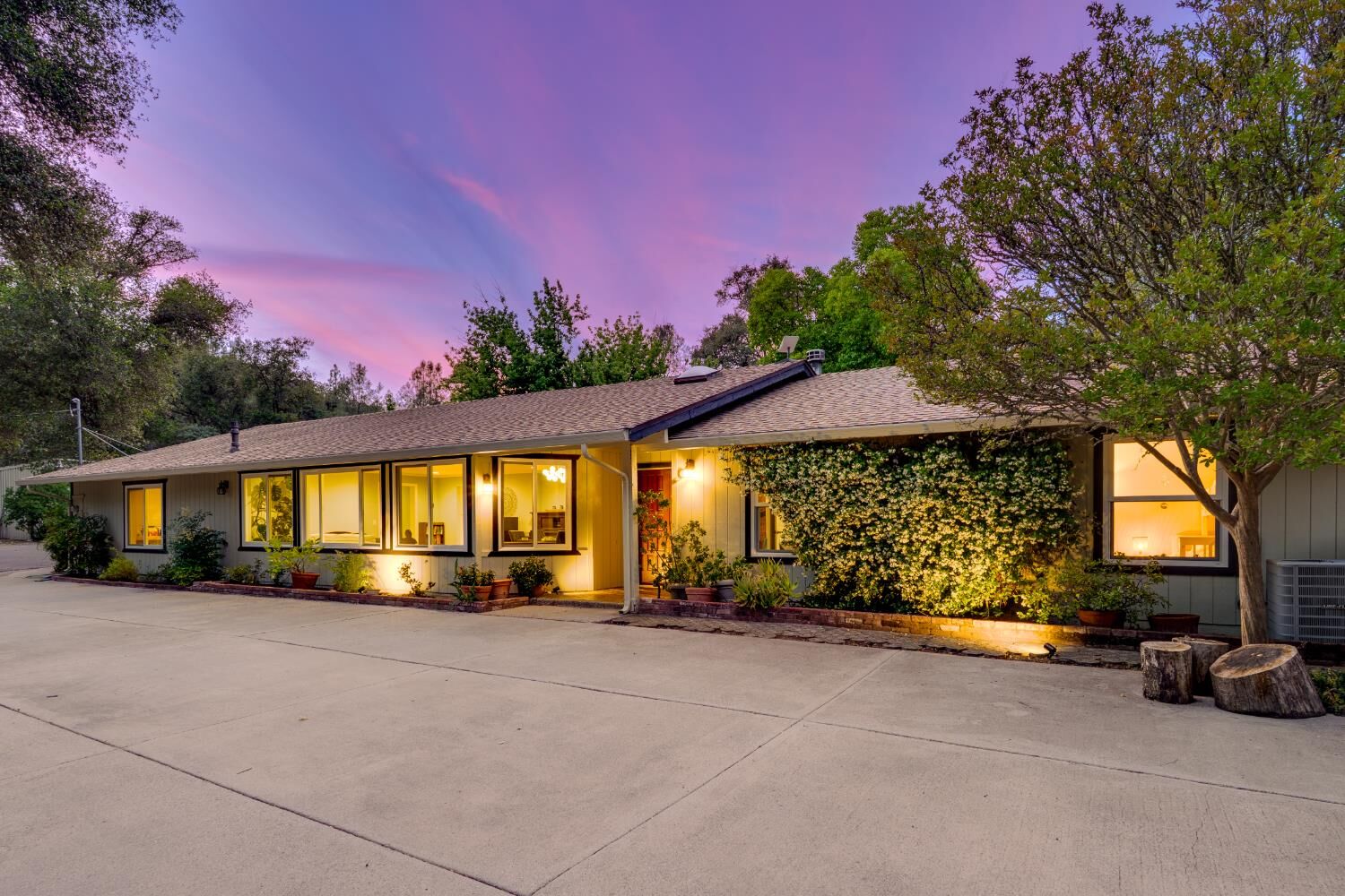Property Photo:  22998 Cottage Hill Drive  CA 95949 