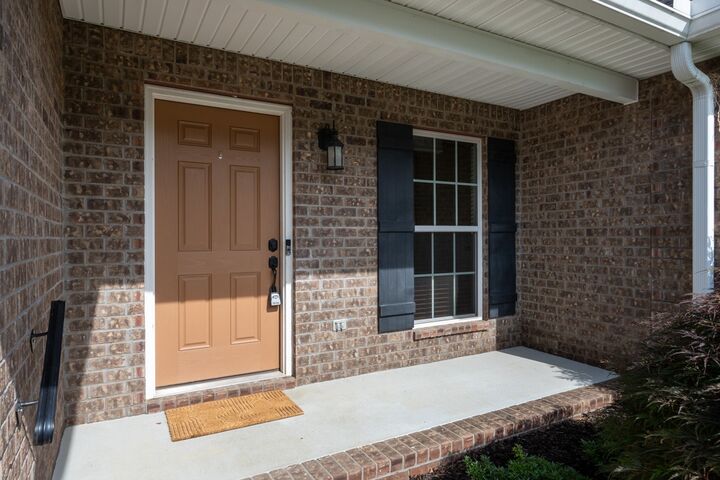 Property Photo:  151 Beacon St  TN 37066 