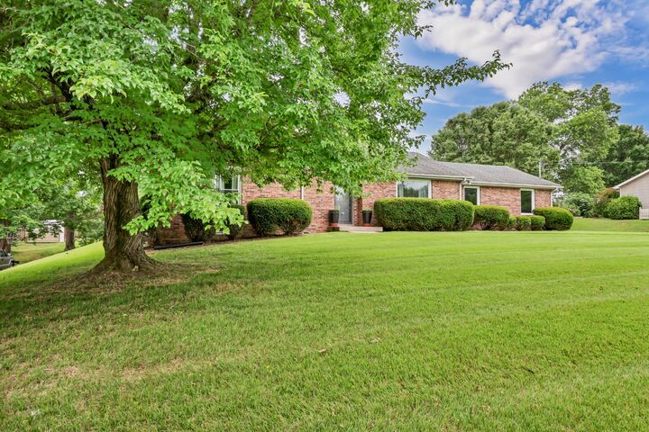 Property Photo:  3056 Williamsburg Rd  TN 37043 
