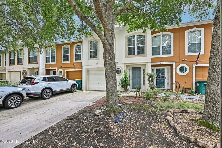Property Photo: 10543 Autumn Trace Road FL 32257