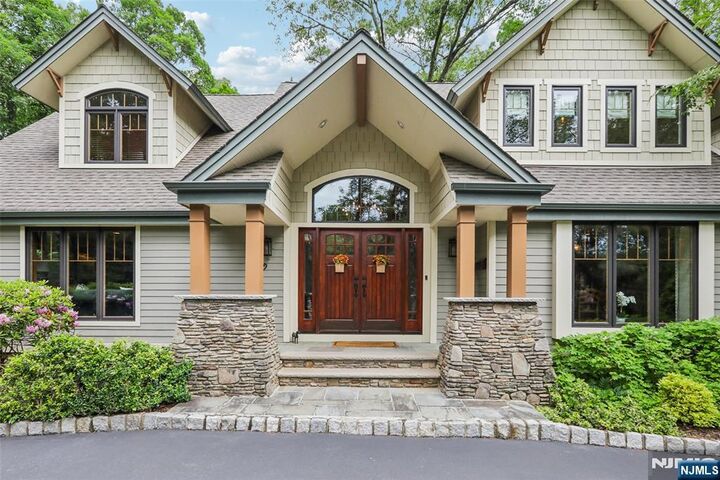 Property Photo:  469 Hartung Drive  NJ 07481 