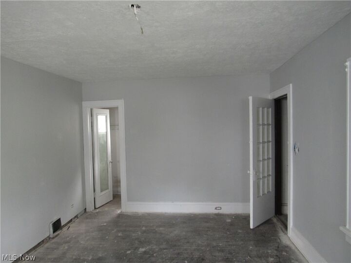 Property Photo: 889 E 128th Street OH 44108