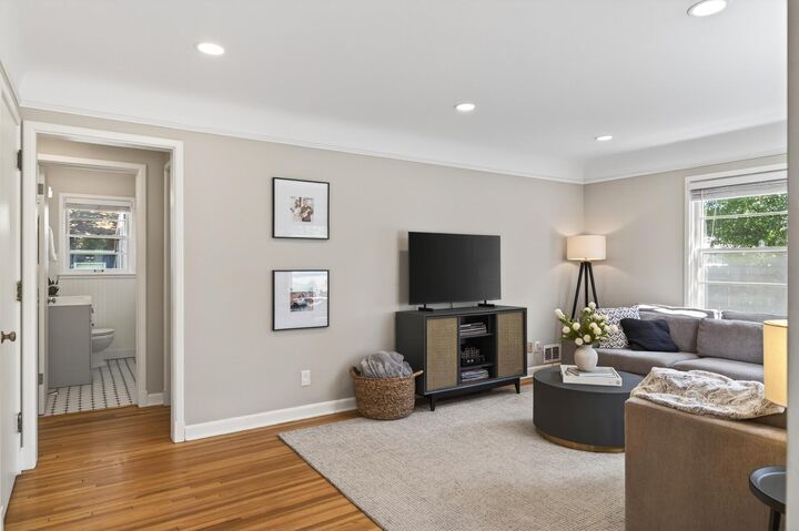 Property Photo:  5933 York Avenue S  MN 55410 