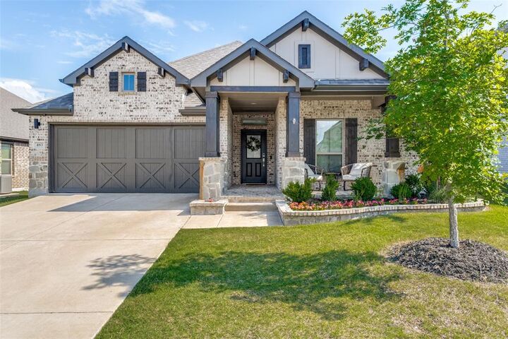 Property Photo:  483 Crystal Clear Lane  TX 75407 