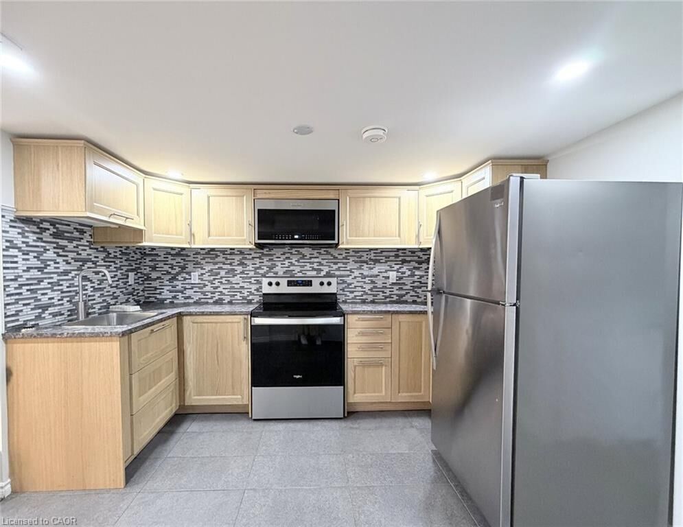 Property Photo: 315 East 22nd Street Basement ON L8V 2V9