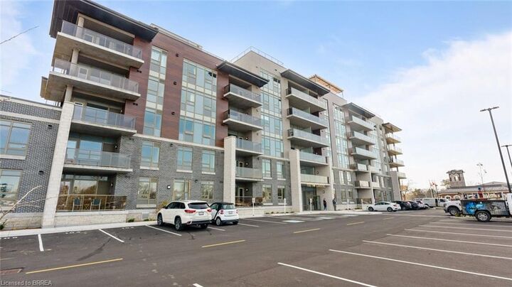 Property Photo: 34 Norman Street 307 ON N3R 2Y1