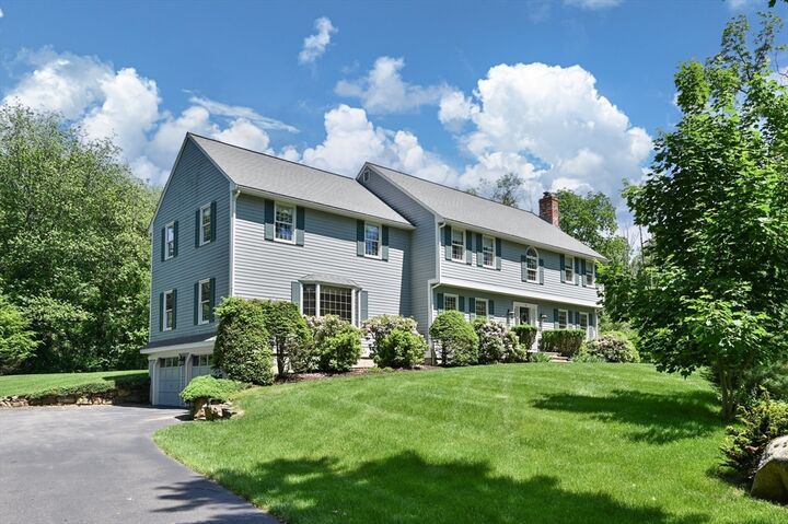 Property Photo:  19 Knollcrest Dr  MA 01810 