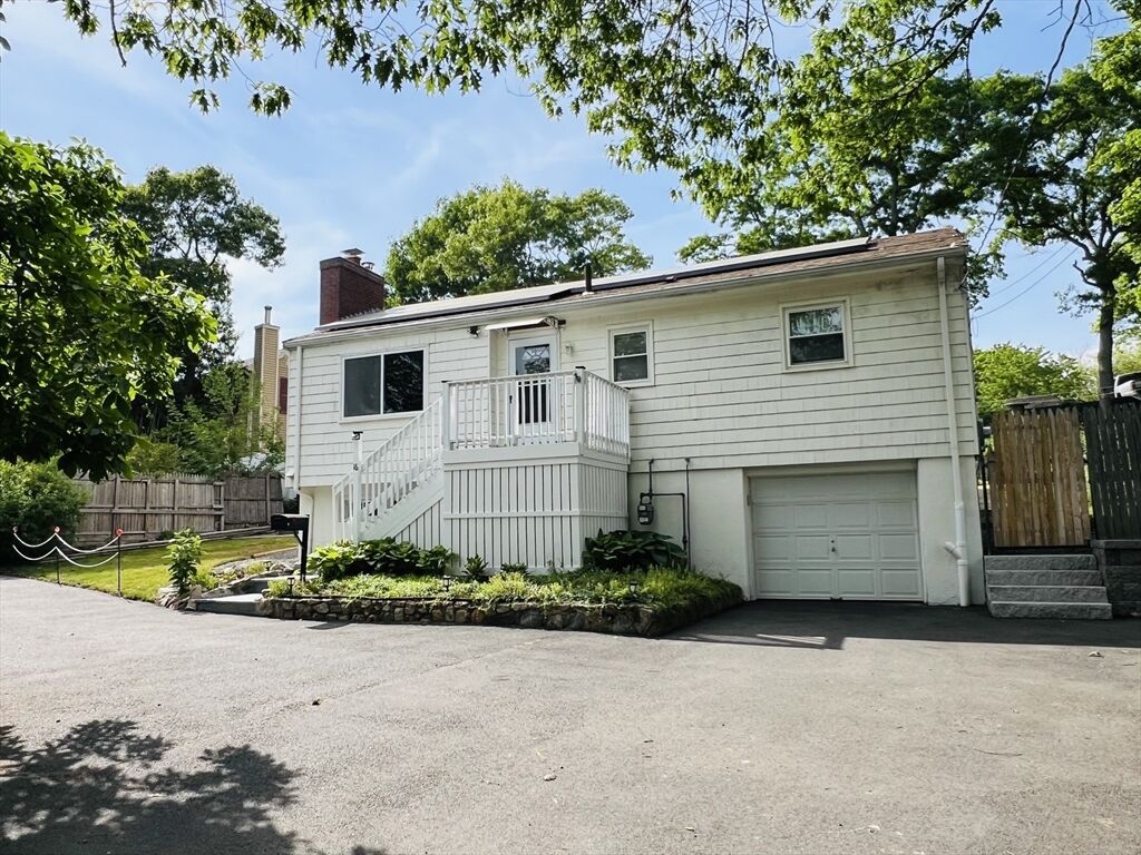 Property Photo:  16 Ridge Ave  MA 01905 