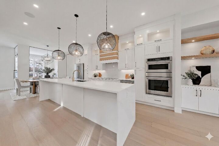 Property Photo: 2023 26 Avenue SW AB T2T 1E5