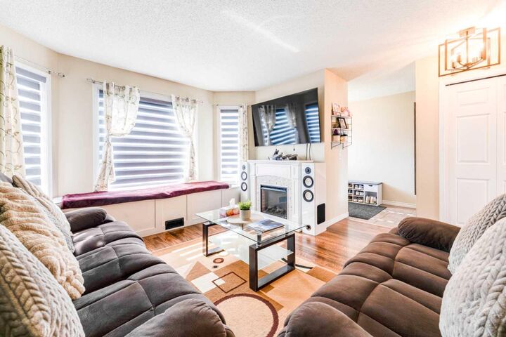 Property Photo: 134 Tarawood Lane NE AB T3J 5A7