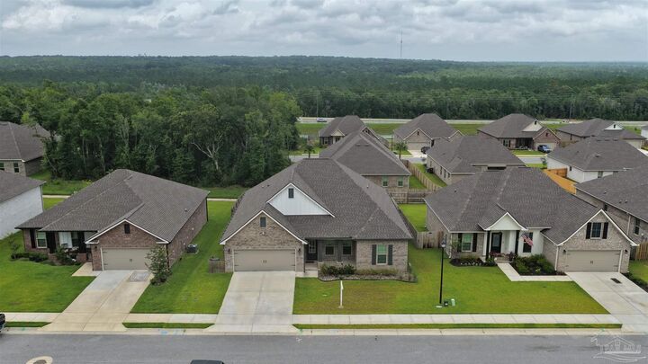 Property Photo:  4888 Brigenza St  FL 32571 