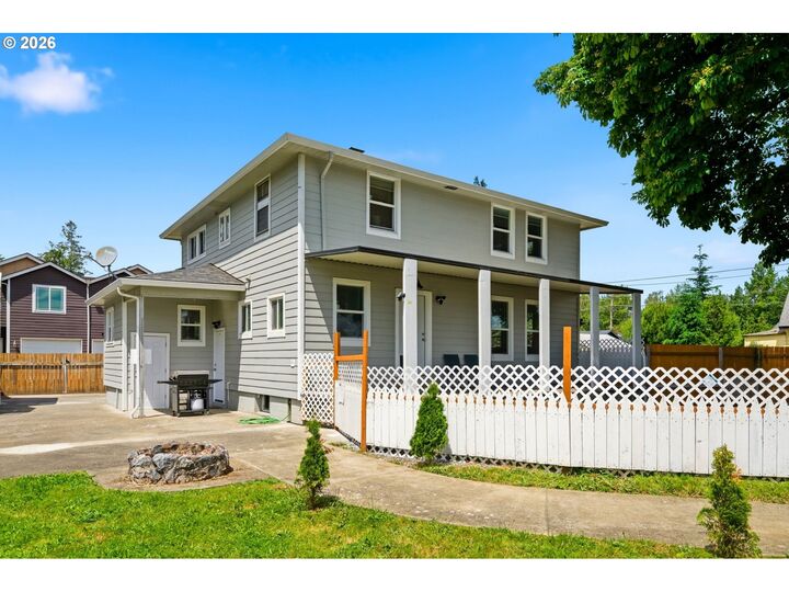 Property Photo: 707 SE Union St WA 98607