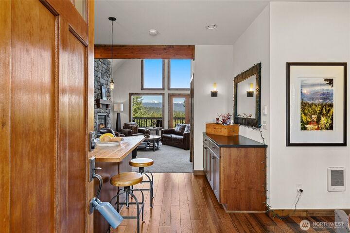 Property Photo:  2262  Stone Ridge Drive  WA 98922 