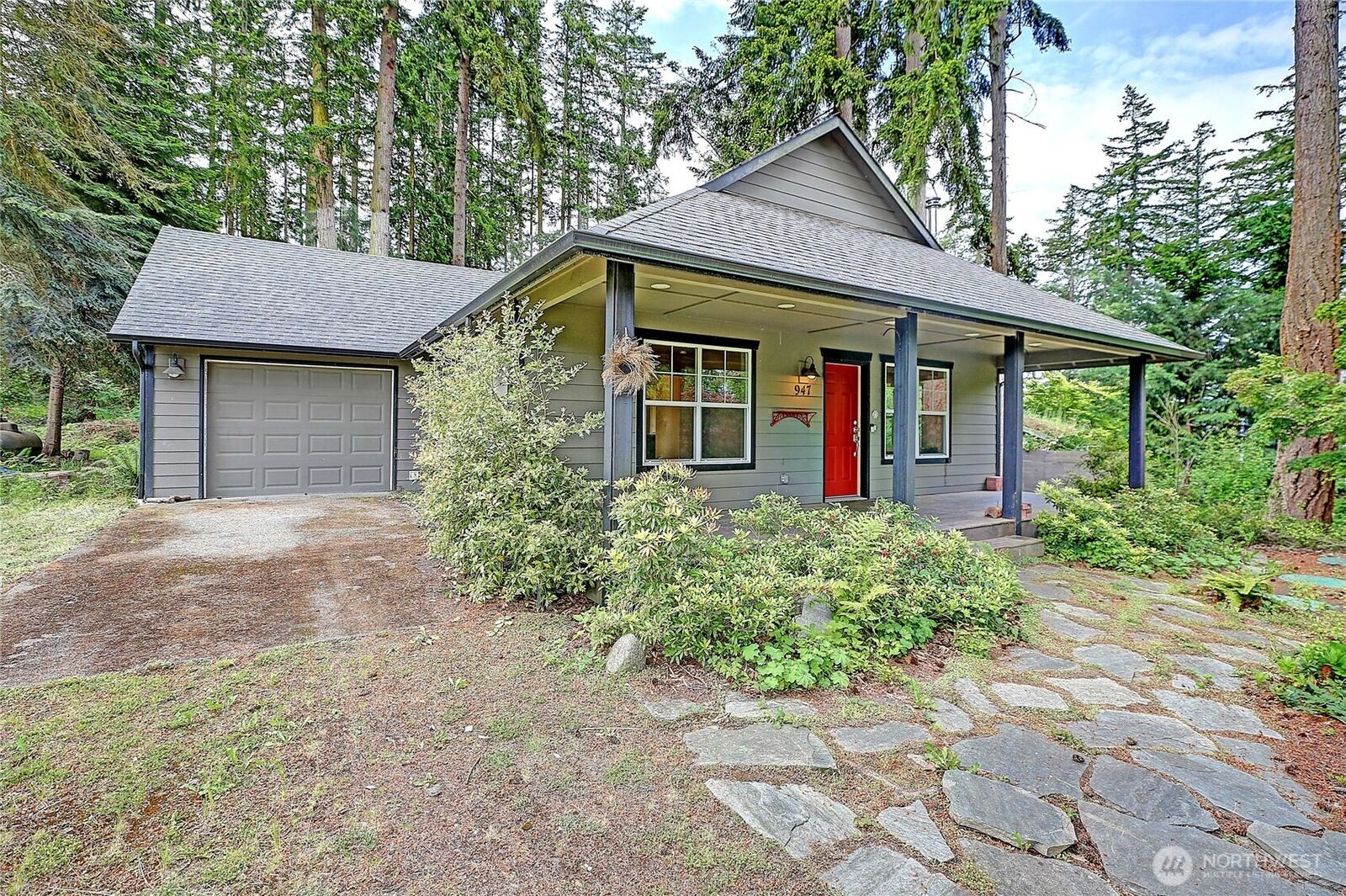 Property Photo:  947  Cool Road  WA 98282 