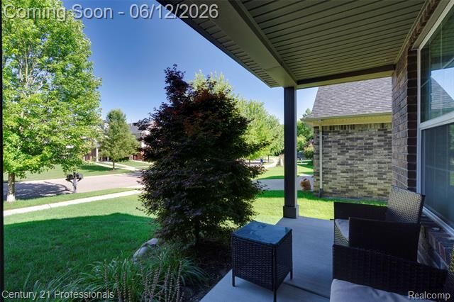 Property Photo: 28323 Oakmonte Circle MI 48165