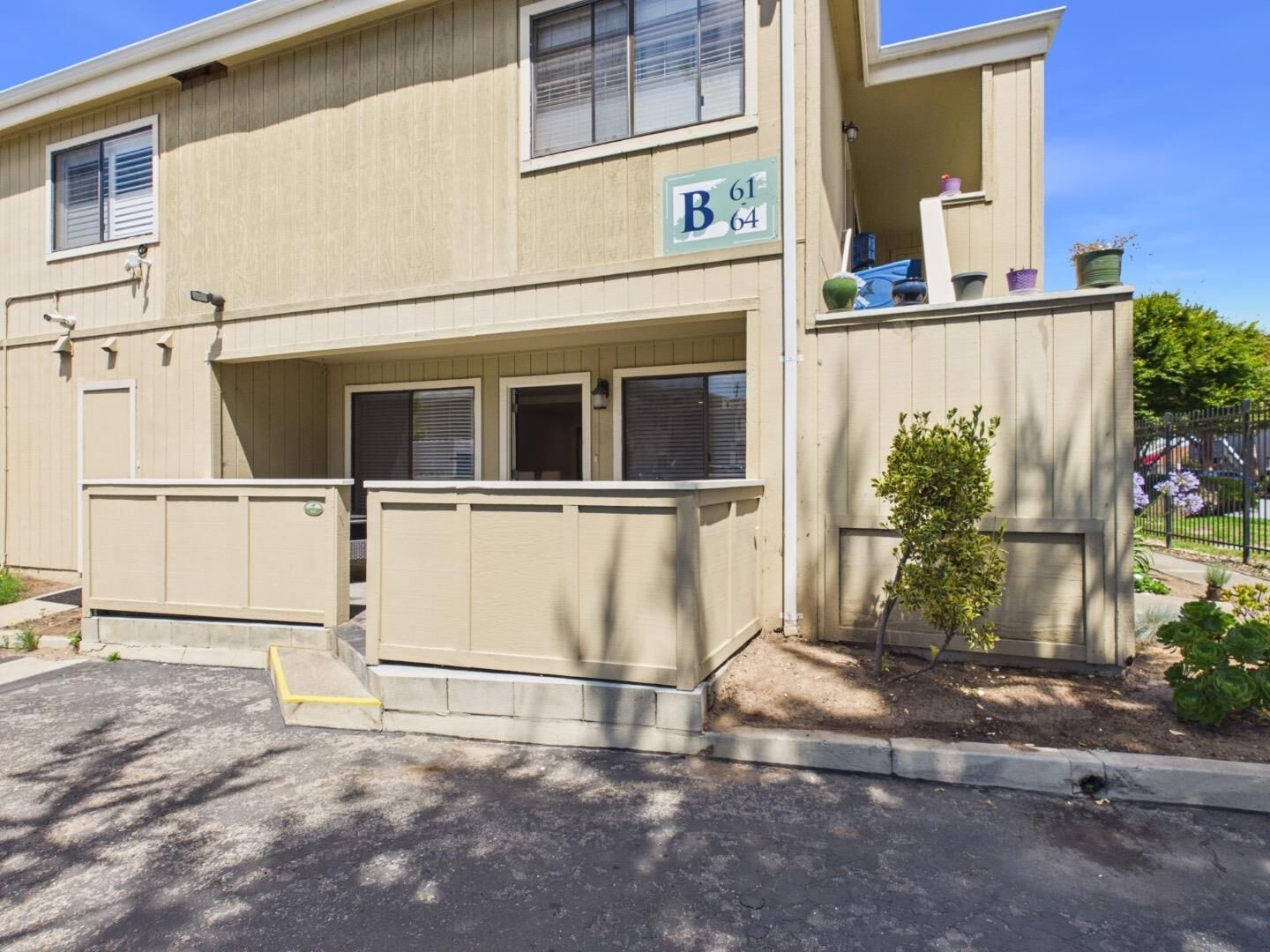 Property Photo:  820 Casanova Avenue 61  CA 93940 