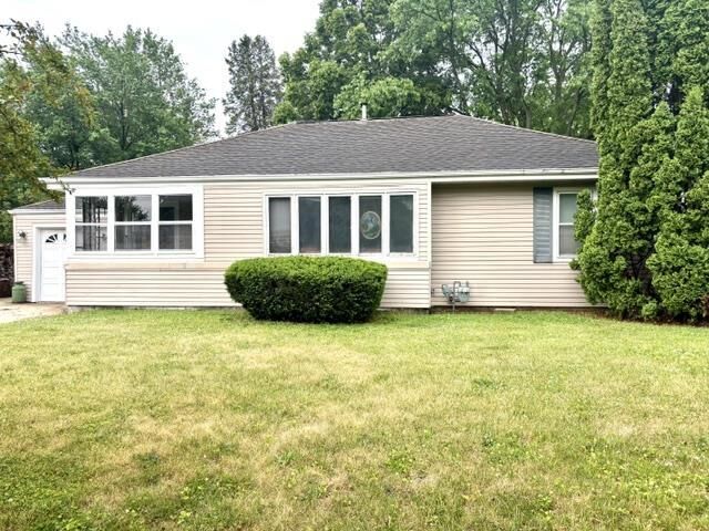 Property Photo: 1402 Bennett Street WI 53545