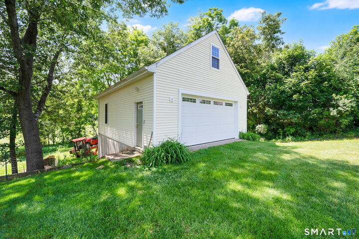 Property Photo:  73 Harmony Hill Road  CT 06035 