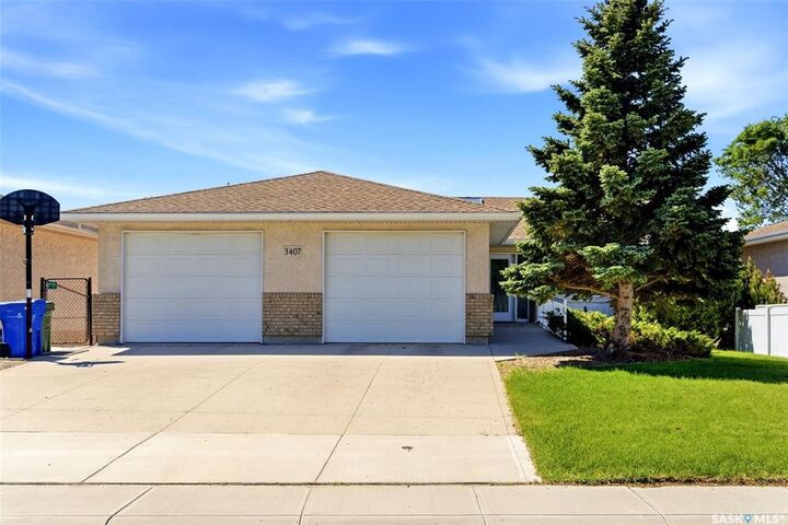 3407 Bishop Crescent E — photo 1