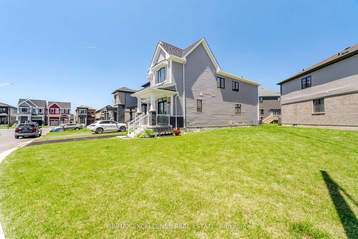 Property Photo: 12 Selection Heights ON L2V 0P3