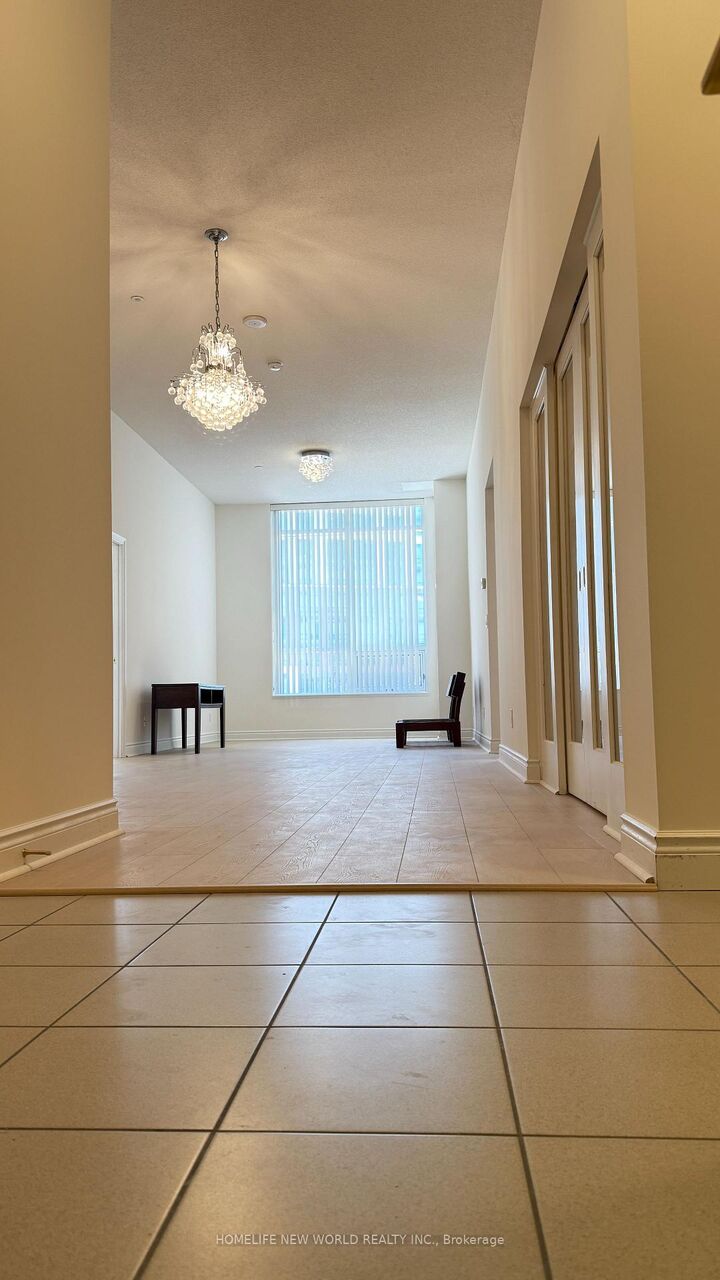 Property Photo: 11211 Yonge Street 283 ON L4S 0E9