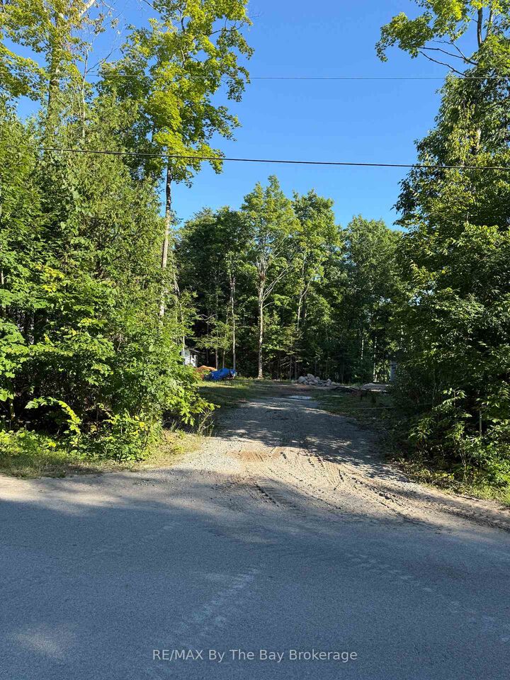 909 17 Concession — photo 1