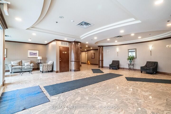 Property Photo: 15 Michael Power Place Ph06 ON M9A 5G4