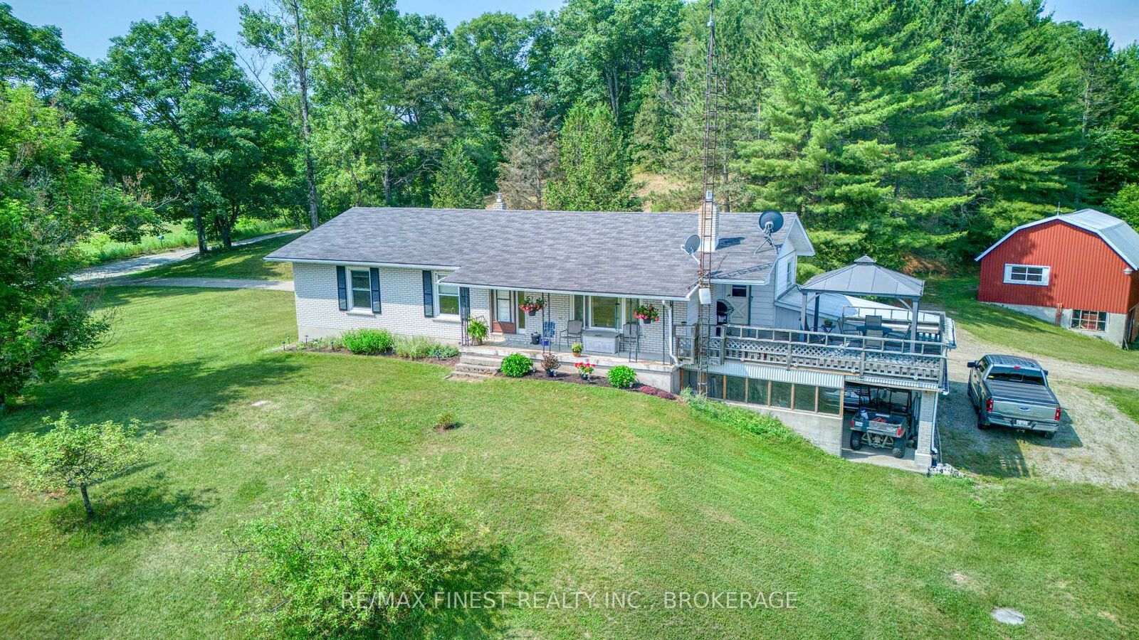 Property Photo: 1286 Brock Road ON K0H 2E0