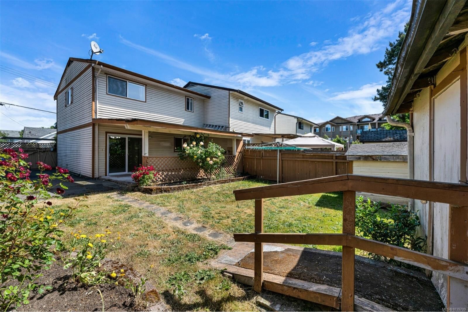Property Photo: 630 Dobson Rd BC V9L 2L7