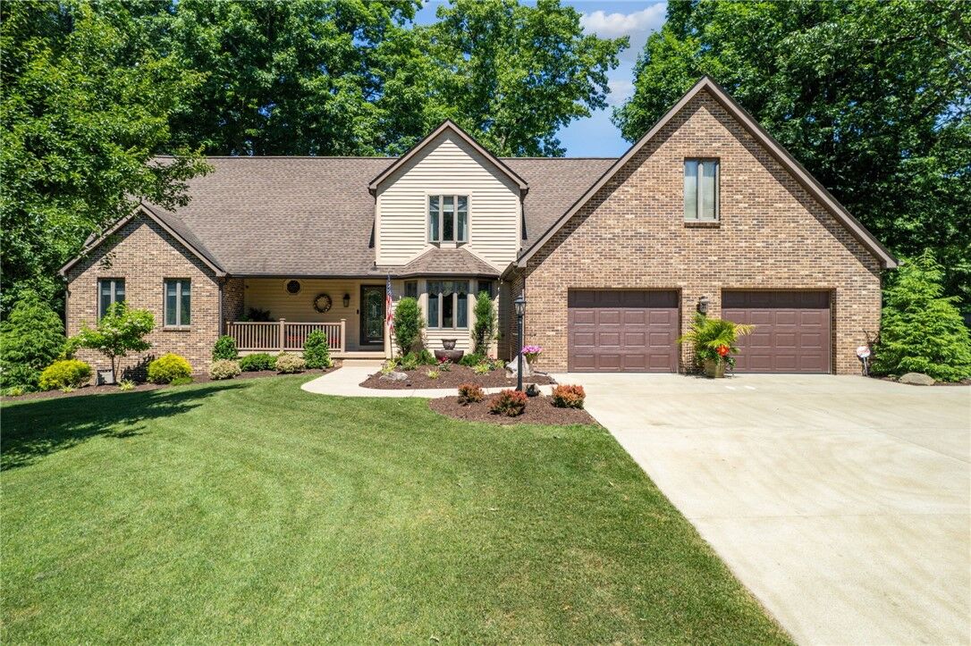 Property Photo: 153 Lakewood Rd PA 15601