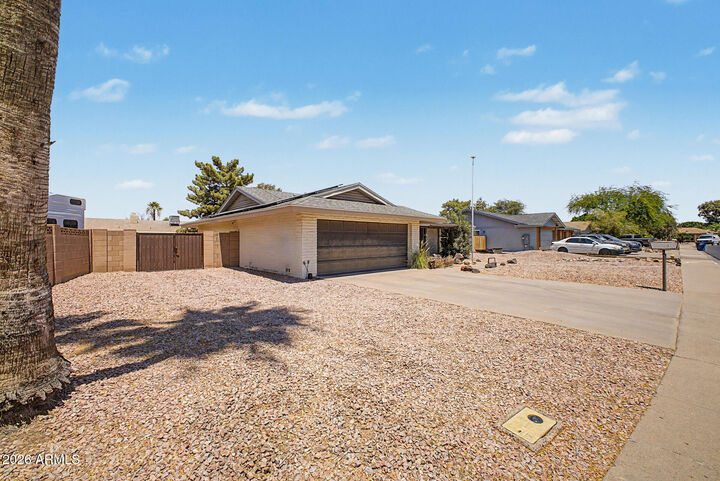 Property Photo:  1750 E Dartmouth Street  AZ 85203 