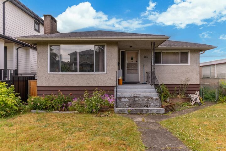 3185 E 16th Avenue — photo 1