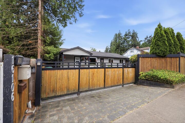 Property Photo: 16106 16 Avenue BC V4A 1S5