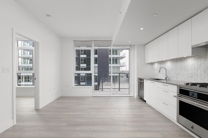 Property Photo: 8570 Rivergrass Drive 601 BC V5S 0H4