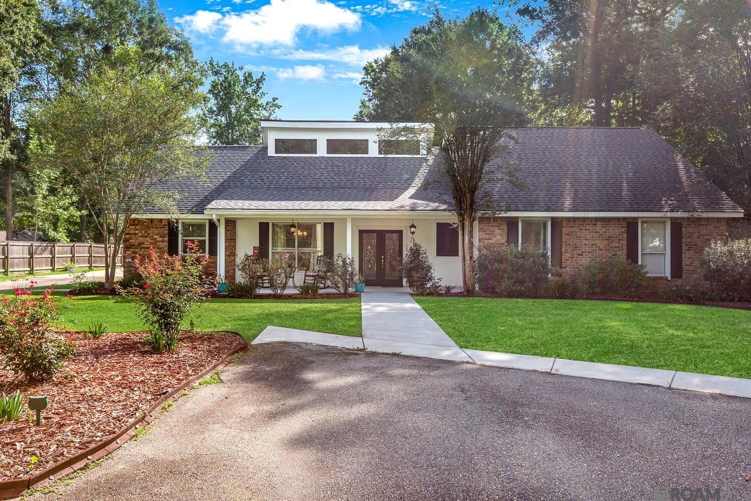 Property Photo: 6033 Harness Rd LA 70817