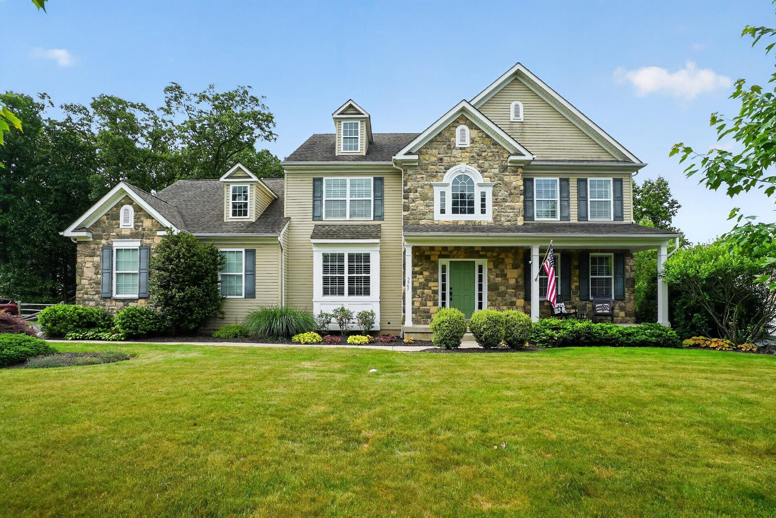 Property Photo: 5967 Woodridge Drive PA 18054