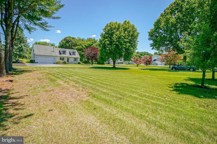 Property Photo:  156 E Wolfert Station Road  NJ 08056 