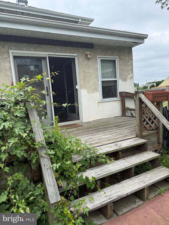 Property Photo:  2240 College Avenue  PA 19020 