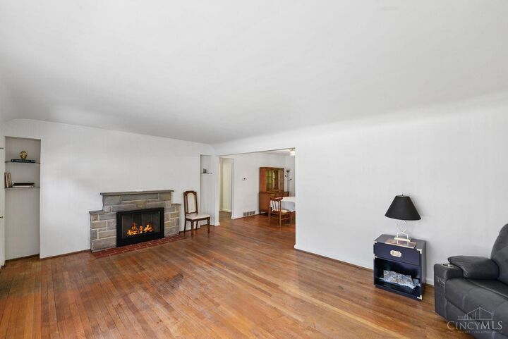 Property Photo: 2939 Lawndale Avenue OH 45212