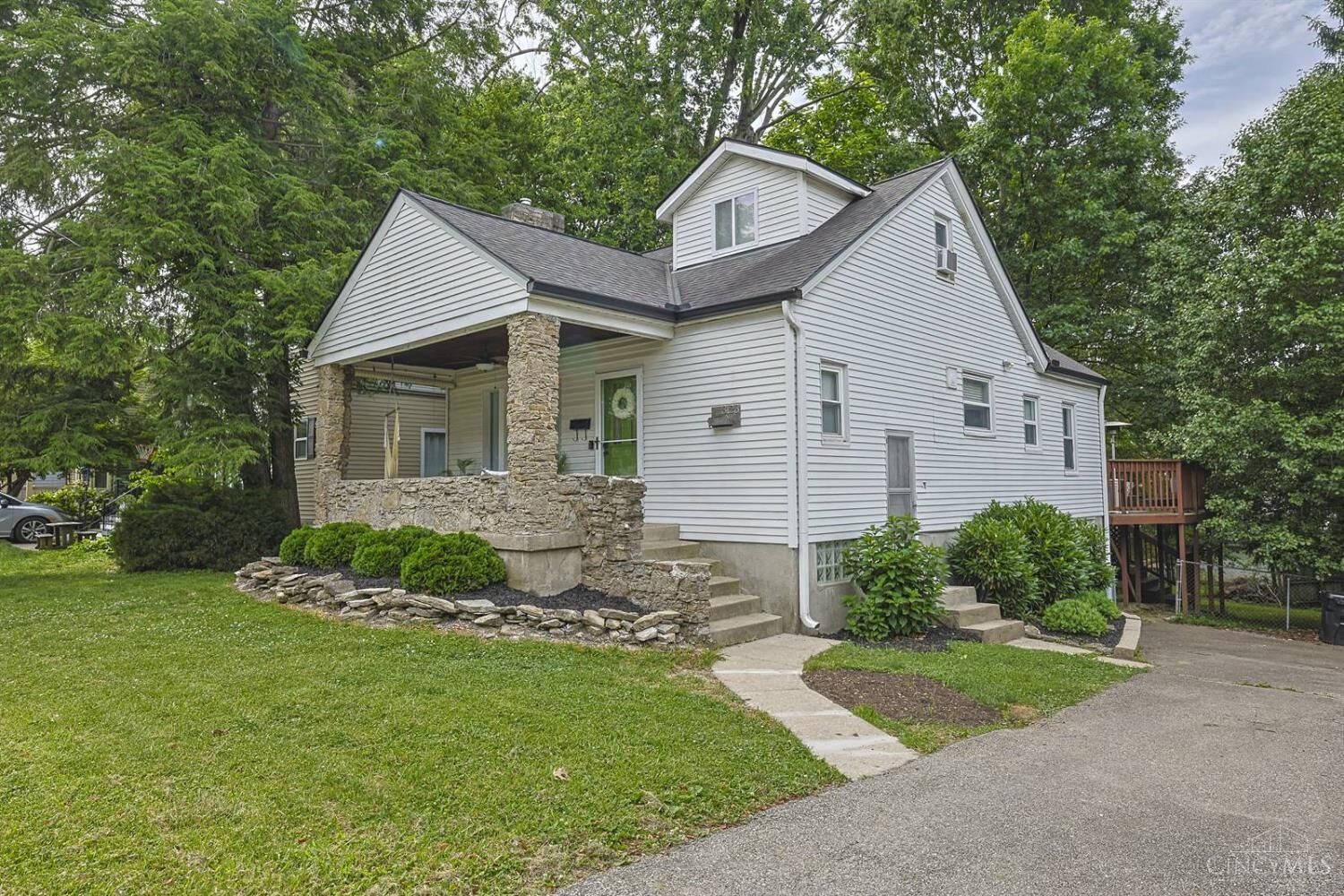 Property Photo: 3123 Auten Avenue OH 45213