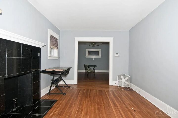 Property Photo: 5419 Rolston Avenue OH 45212